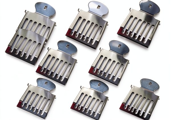 Bee Queen Cage Bees Catcher 8pcs Stainless Steel Clip Beekeeping Tools-0